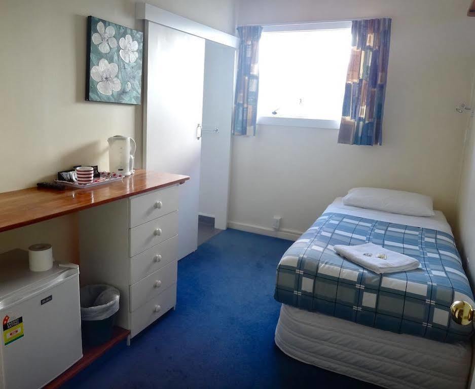 Kiwis Nest Backpackers And Budget Accommodation Dunedin Eksteriør billede